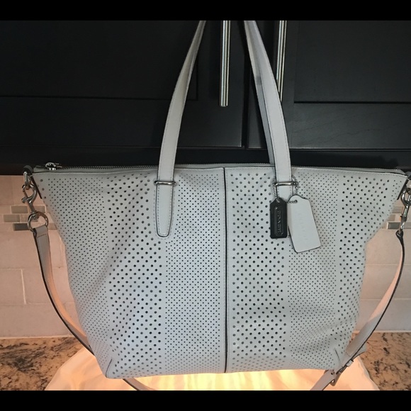 Coach handbag - Picture 3 of 3